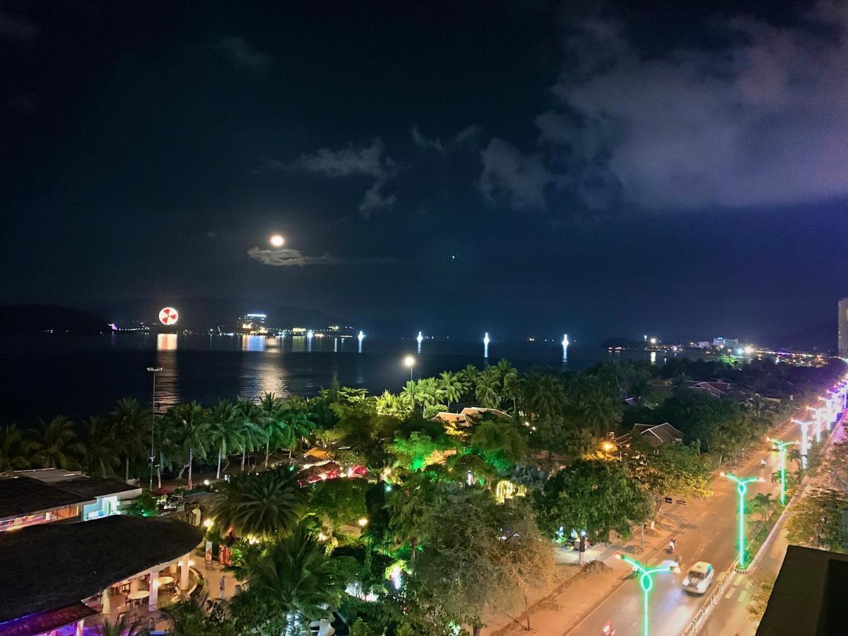 Anh Minh - Manchester Hotel Nha Trang Exteriör bild